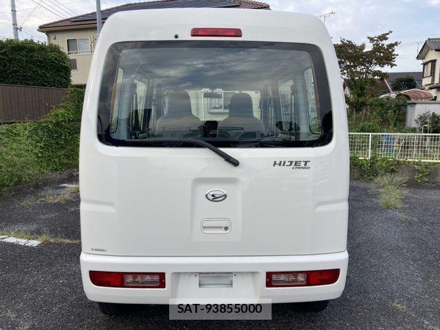 Daihatsu HIJET CARGO 2017-09 8742613-6