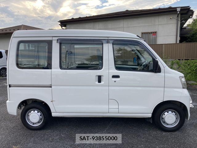 Daihatsu HIJET CARGO 2017-09 8742613-8