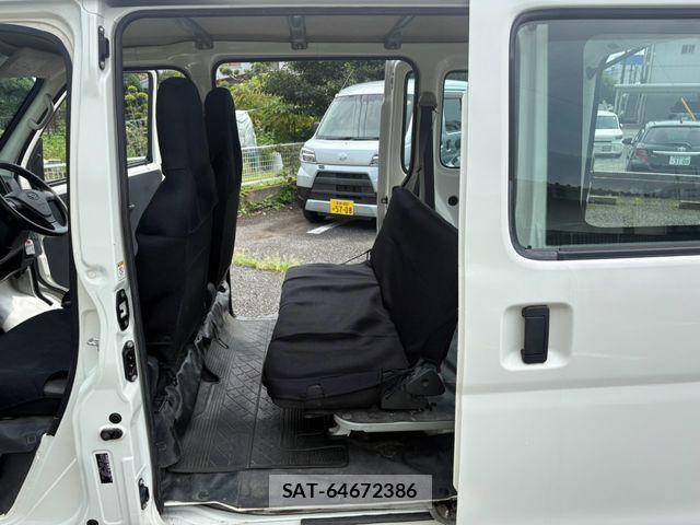 Daihatsu HIJET CARGO 2020-06 8742614-14