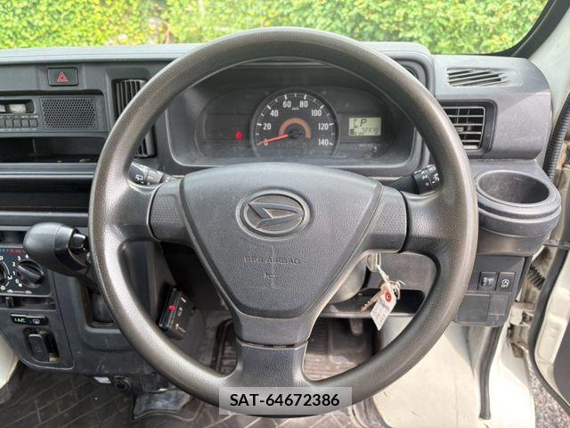Daihatsu HIJET CARGO 2020-06 8742614-16