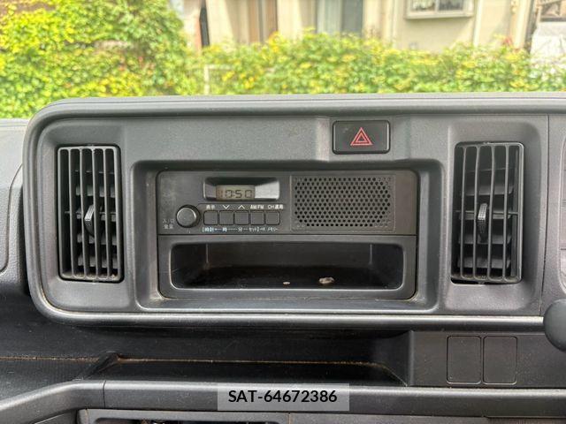Daihatsu HIJET CARGO 2020-06 8742614-18