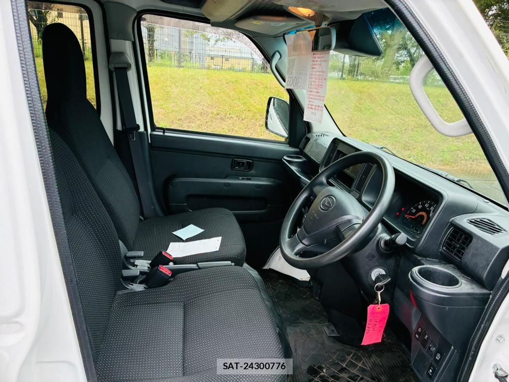 Daihatsu HIJET CARGO 2020-05 8590869-11