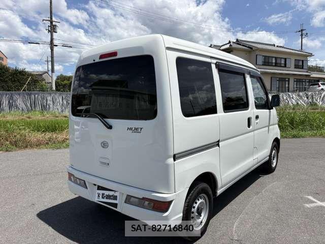 Daihatsu HIJET CARGO 2019-04 8780500-4