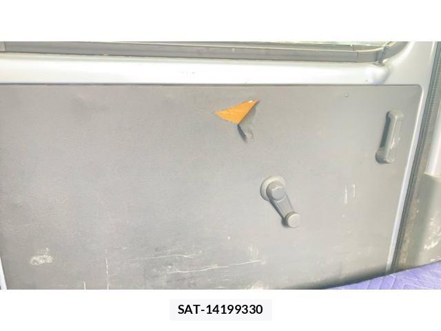 Daihatsu HIJET CARGO 2017-08 8780503-16