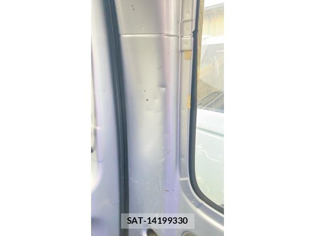Daihatsu HIJET CARGO 2017-08 8780503-17