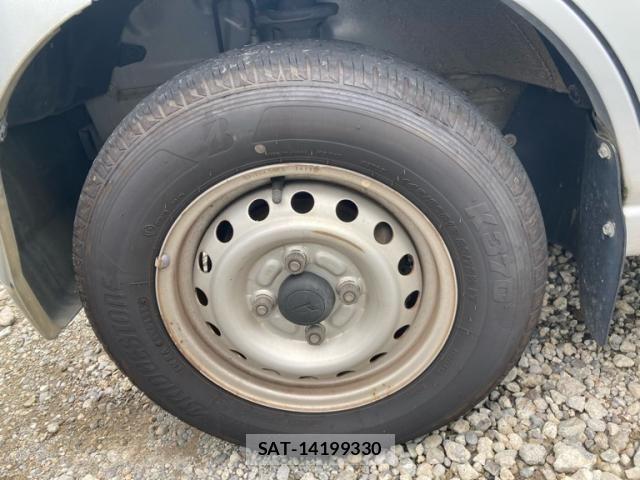 Daihatsu HIJET CARGO 2017-08 8780503-3