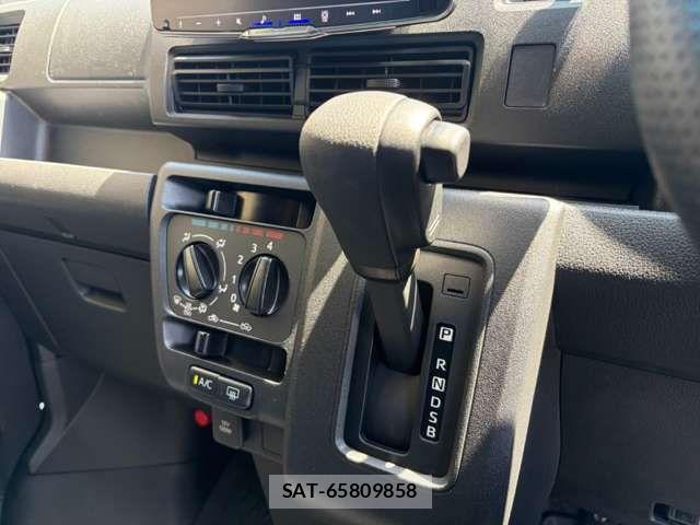Daihatsu HIJET CARGO 2023-12 8796143-6