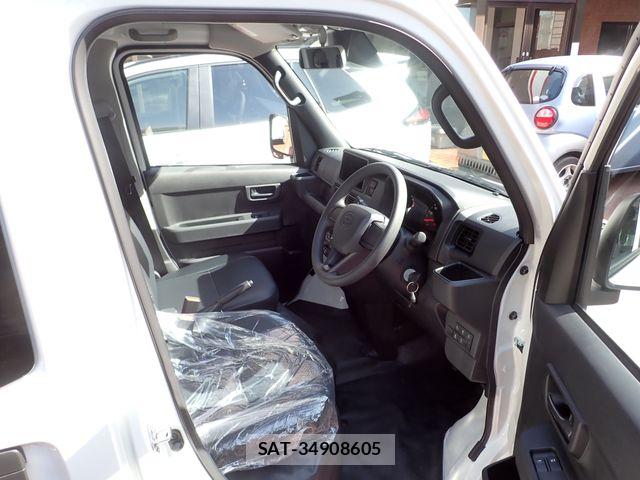 Daihatsu HIJET CARGO 2026-02 8796145-9