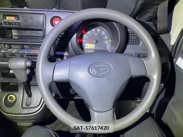 Daihatsu HIJET CARGO 2013-06 8829346-19