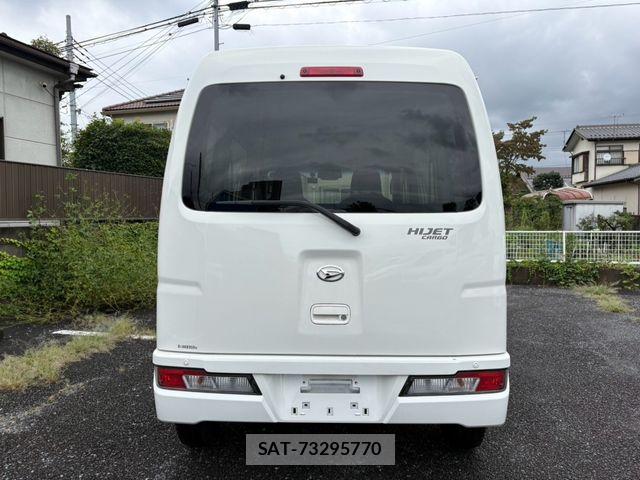 Daihatsu HIJET CARGO 2020-08 8829343-6