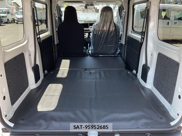 Daihatsu HIJET CARGO 2026-09 8829335-25