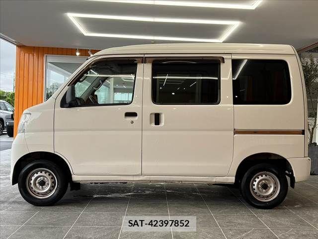 Daihatsu HIJET CARGO 2015-07 8829344-10