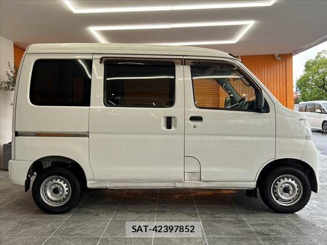 Daihatsu HIJET CARGO 2015-07 8829344-11