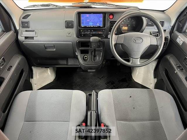 Daihatsu HIJET CARGO 2015-07 8829344-1