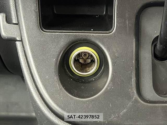 Daihatsu HIJET CARGO 2015-07 8829344-22