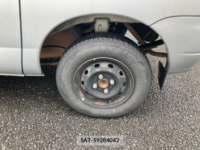 Daihatsu HIJET CARGO 2000-05 8848935-18