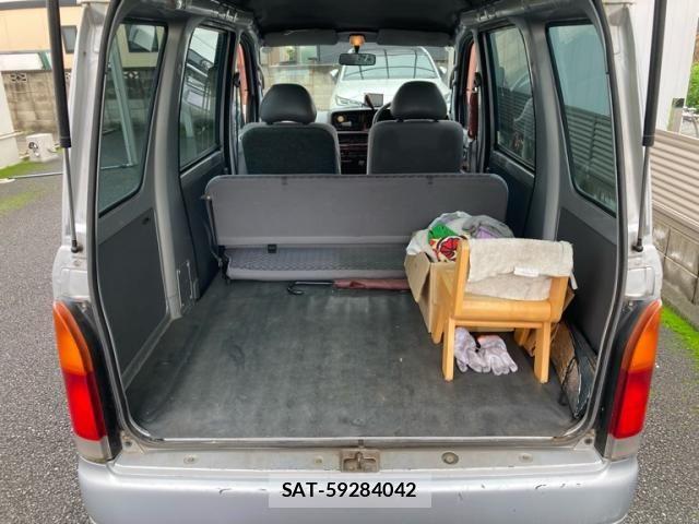 Daihatsu HIJET CARGO 2000-05 8848935-6