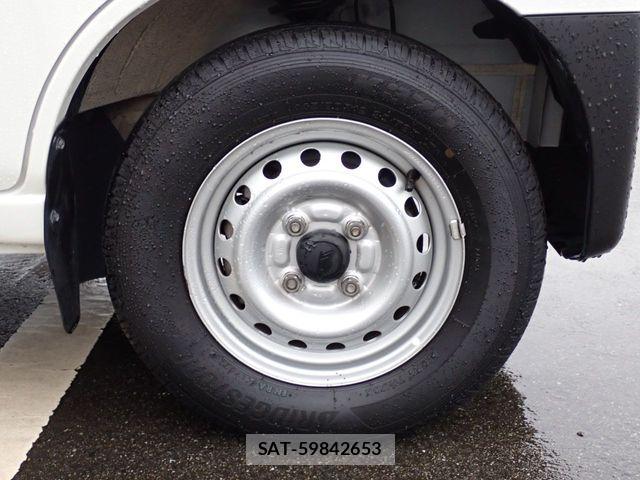 Daihatsu HIJET CARGO 2019-02 8849258-21