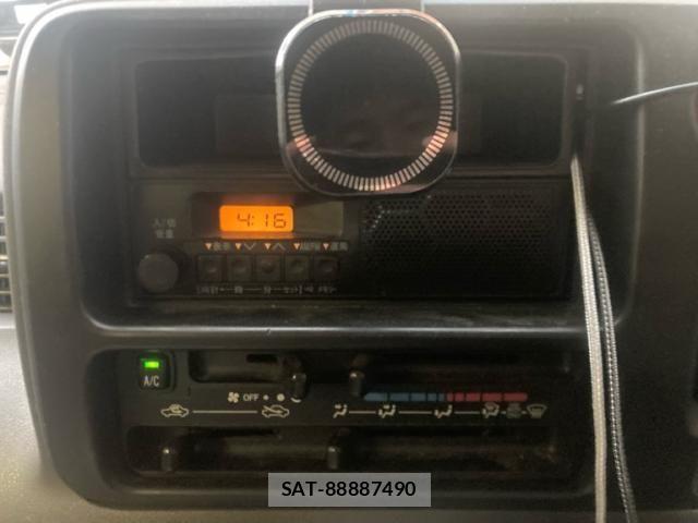 Daihatsu HIJET CARGO 2014-08 8871144-19