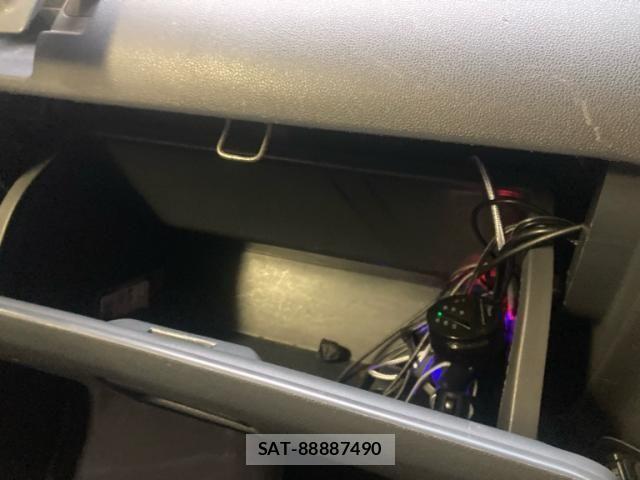 Daihatsu HIJET CARGO 2014-08 8871144-24