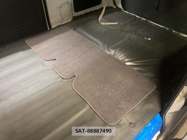 Daihatsu HIJET CARGO 2014-08 8871144-28