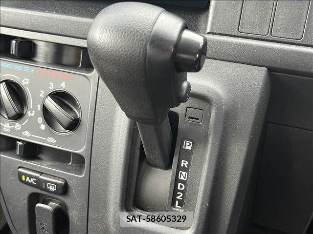 Daihatsu HIJET CARGO 2020-03 8871140-18
