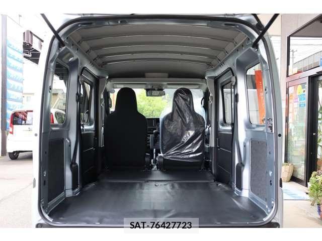 Daihatsu HIJET CARGO 2026-09 8871133-21