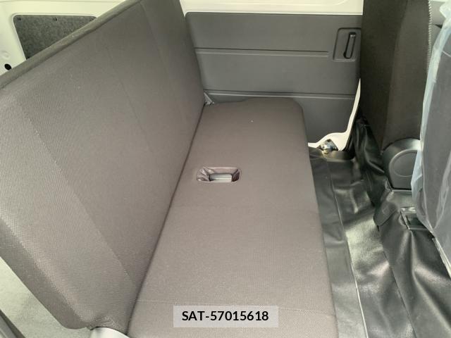 Daihatsu HIJET CARGO 2026-09 8871136-13