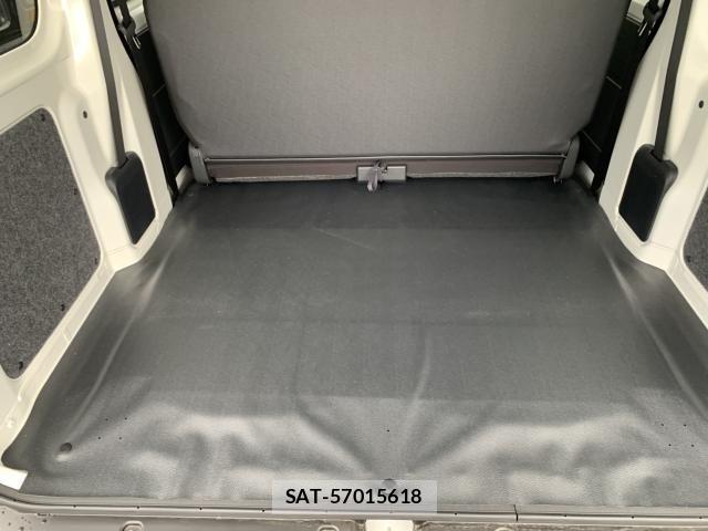 Daihatsu HIJET CARGO 2026-09 8871136-14