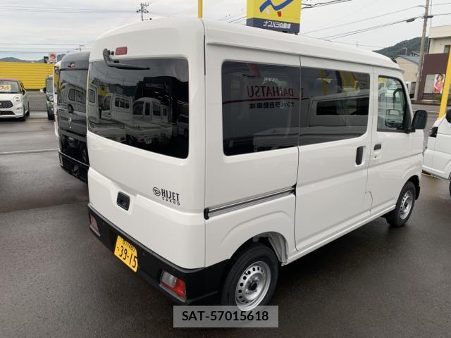 Daihatsu HIJET CARGO 2026-09 8871136-3