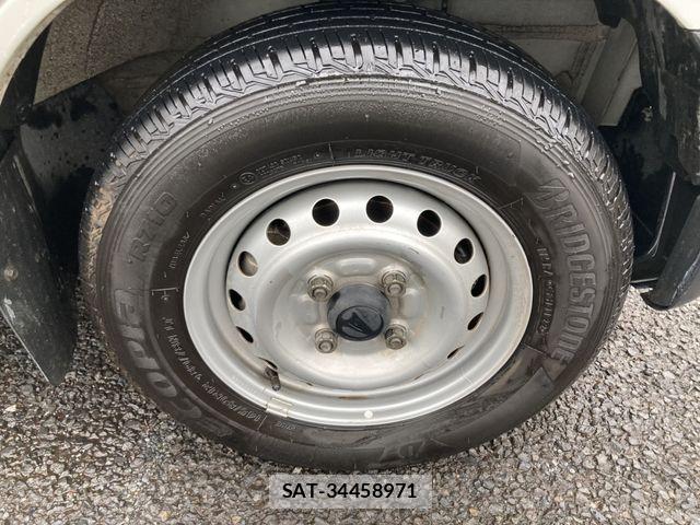 Daihatsu HIJET CARGO 2018-08 8871139-10