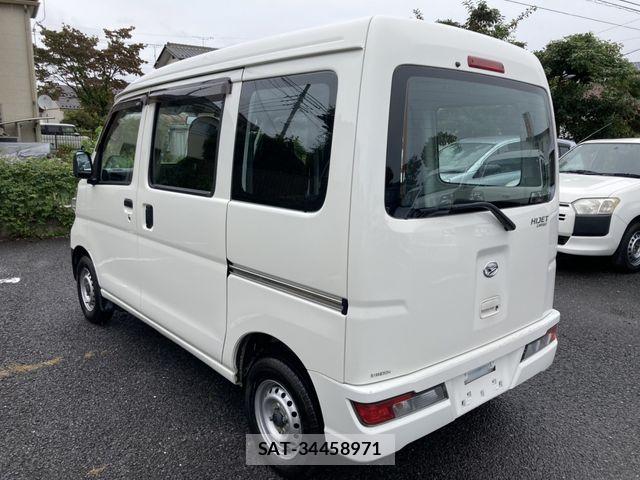 Daihatsu HIJET CARGO 2018-08 8871139-6