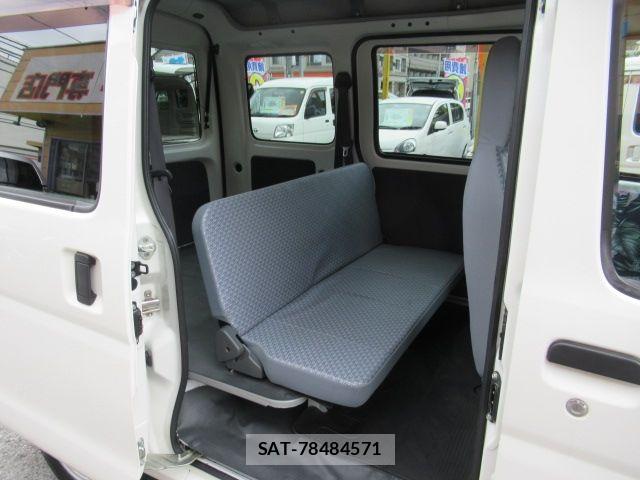 Daihatsu HIJET CARGO 2017-07 8880031-13