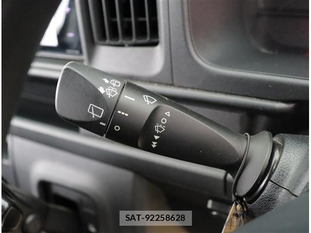 Daihatsu HIJET CARGO 2020-08 8880028-13