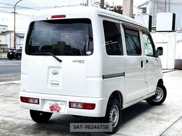 Daihatsu HIJET CARGO 2011-09 8880032-2