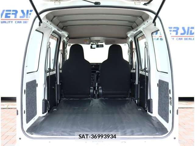 Daihatsu HIJET CARGO 2019-06 8880030-7