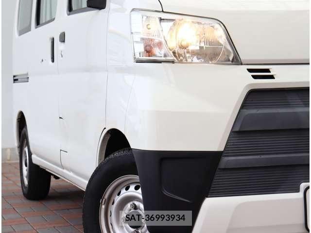 Daihatsu HIJET CARGO 2019-06 8880030-9