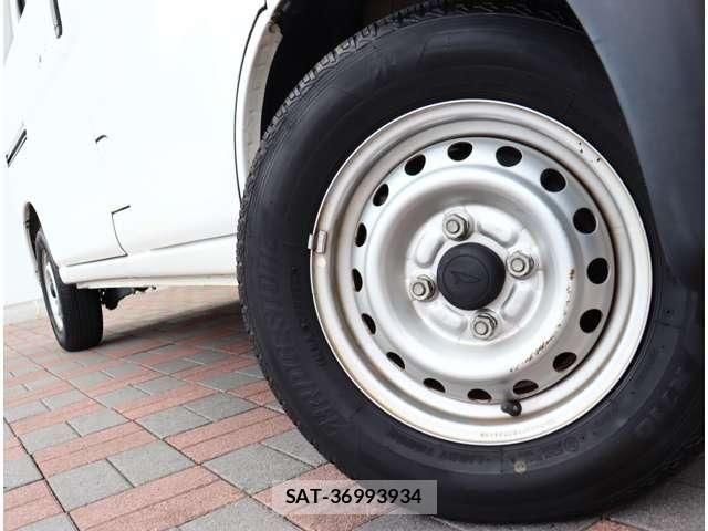 Daihatsu HIJET CARGO 2019-06 8880030-12