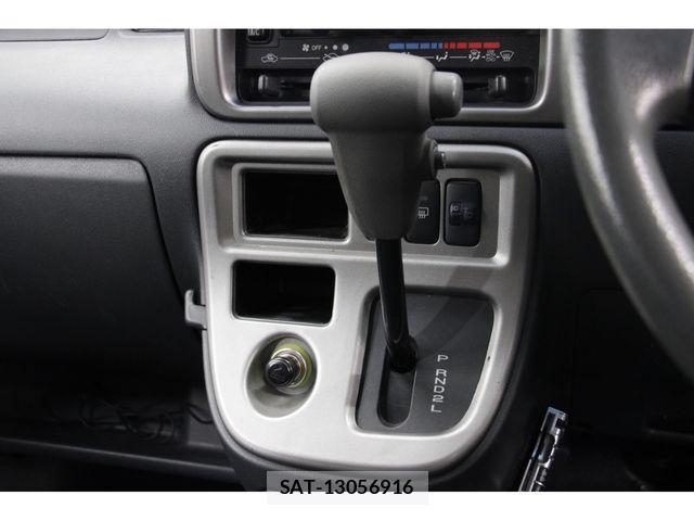 Daihatsu HIJET CARGO 2015-05 1029346-9