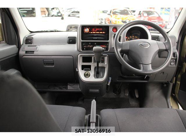 Daihatsu HIJET CARGO 2015-05 1029346-1