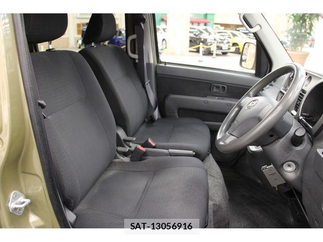 Daihatsu HIJET CARGO 2015-05 1029346-3