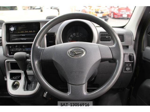 Daihatsu HIJET CARGO 2015-05 1029346-8