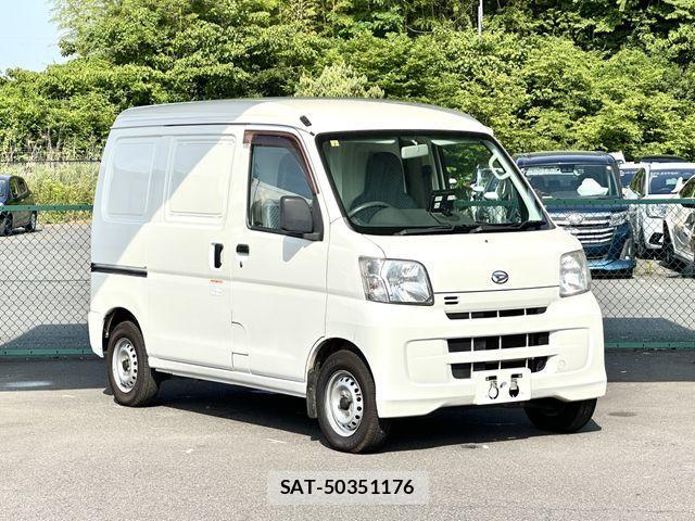 Daihatsu HIJET CARGO 2017-07 1040518-0