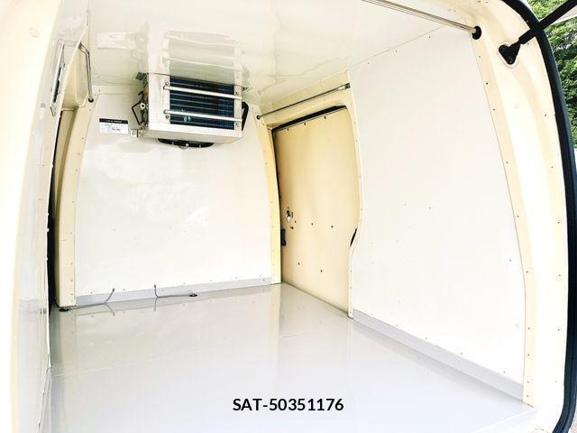 Daihatsu HIJET CARGO 2017-07 1040518-16