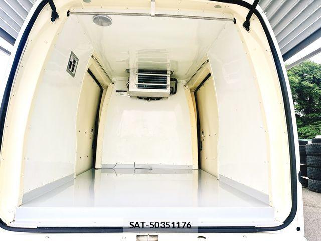 Daihatsu HIJET CARGO 2017-07 1040518-3