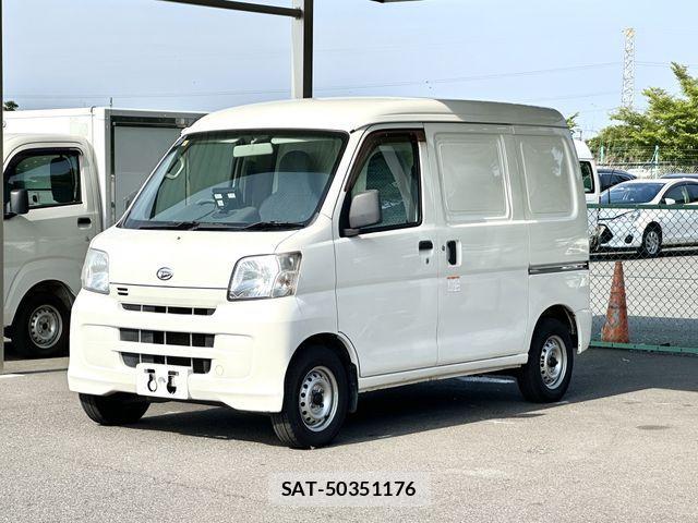 Daihatsu HIJET CARGO 2017-07 1040518-5