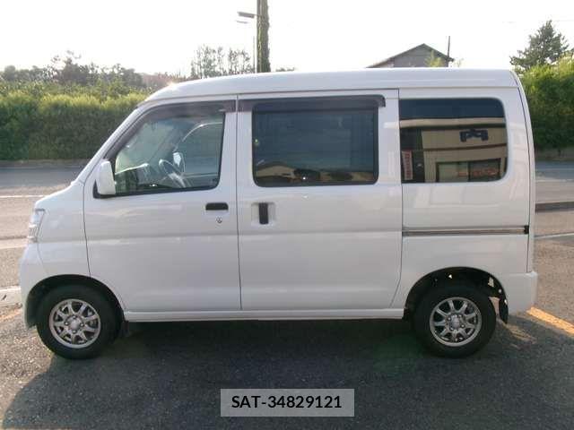 Daihatsu HIJET CARGO 2014-08 1309236-7