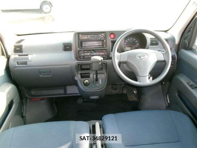 Daihatsu HIJET CARGO 2014-08 1309236-8