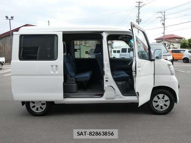 Daihatsu HIJET CARGO 2013-11 1421896-6