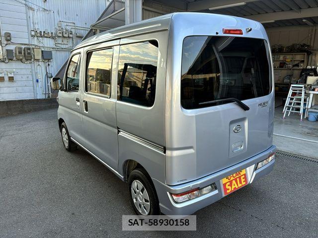 Daihatsu HIJET CARGO 2021-08 1846760-8